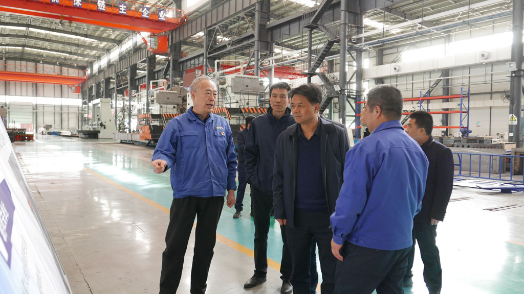 市發改委監察組到星火機床公司調研